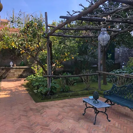 Lidia Bed & Breakfast Sorrento