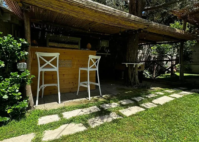 Lidia Bed & Breakfast 4*