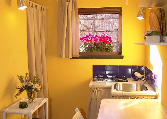 Lidia Bed & Breakfast 4*