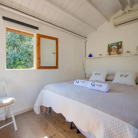 Lidia Bed & Breakfast 4*