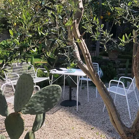 Lidia Bed & Breakfast