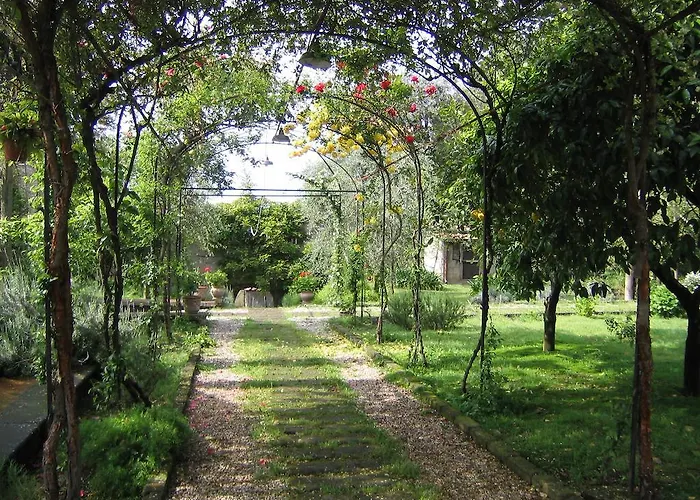 فندق مبيت وإفطار Lidia 4*