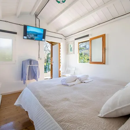 住宿加早餐酒店 利迪娅木屋酒店 4*